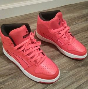 Puma SOFT FOAM Rebound Layup Lux Men's 7.5 Red/Whites